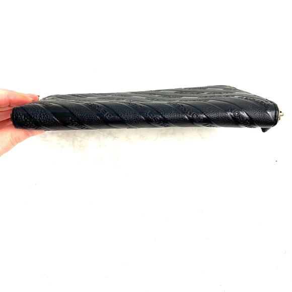 Betsey Johnson Black Faux Vegan Leather Wallet - Picture 3 of 8